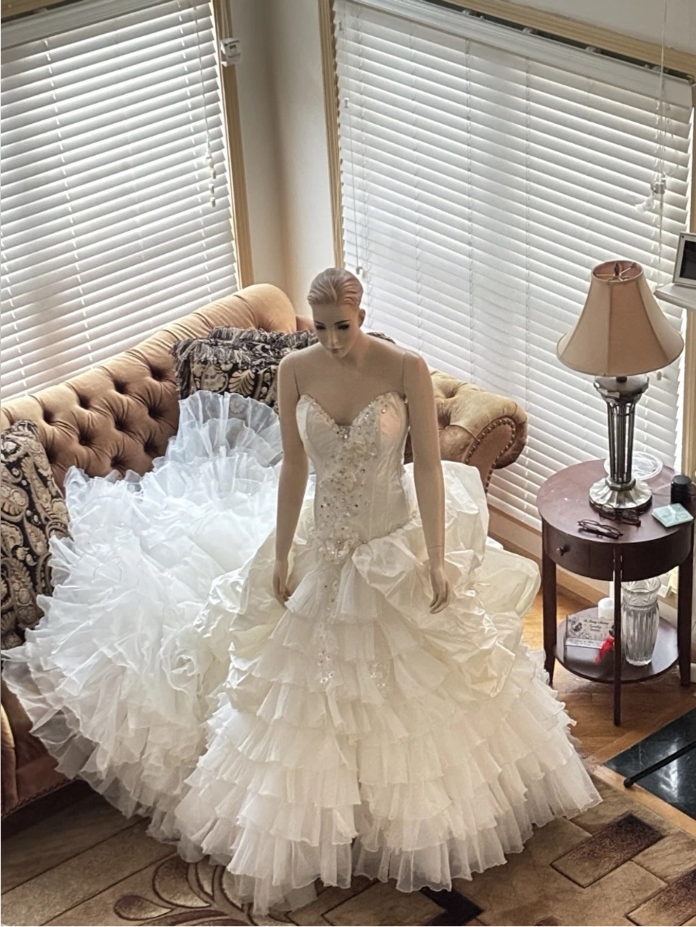 Galaxy New York Princess Wedding Gown Size 10 Euro 44 Zip & Corset A rare Beauty
